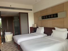 -三亚湾海居铂尔曼度假酒店