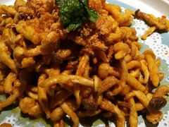 咸蛋黄焗双菇-薇酌饮·陕西菜(南门外店)