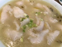 -精悦蓉(松江万达广场店)