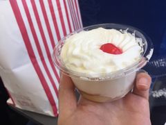 -红宝石·鲜奶小方·海派西点房(南丹店)