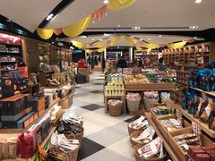 -诚品(信义店)