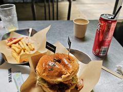 -shark burger·鲨鱼汉堡(交子大道店)