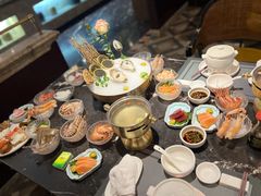 -半岛翡丽海鲜自助餐厅(观风亭店)