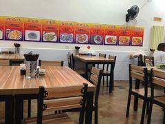 大堂-杨记老门框百年卤煮(回龙观文华西路店)