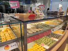 面包甜点陈列柜-稻香村(观前街店)
