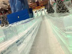 -长沙湘江冰雪世界