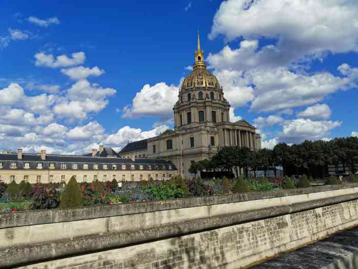 圣路易荣军院教堂-"里面拥有法国和欧洲历史相关的各种收藏,因.