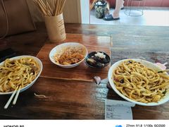 -王菊美食街·王菊面馆(总店)