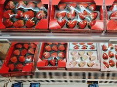 -盒马鲜生(丁香国际店)