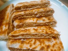 -溢心园香河肉饼总店