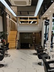 -EMILY 艾米莉 烫染沙龙