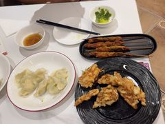 -东方饺子王(新奥购物中心店)