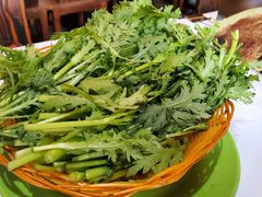 -鲜入围煮花胶鸡海鲜火锅