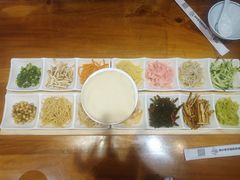 -怪噜范·老贵阳街头名小吃(鸿通城店)