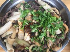 -雷祖芳老妈蹄花店
