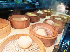 猪仔包-大佛寺高级素食自助餐厅