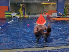 -戊辰亲子游泳俱乐部