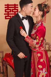 -王子宫殿婚纱摄影(环山路总店)