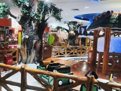 -反斗乐园π·电玩·高空拓展·蹦床(龙华天虹店)
