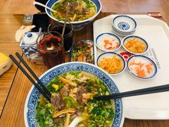 -陇兴楼兰州拉面(西安咸阳国际机场店)