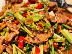 小炒黄牛肉-小厨师·二十年沈家门小海鲜(百井坊巷店)