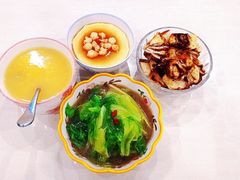 -爱月宝月嫂育儿嫂(太原店)