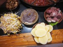 -利姐牧牛匠老火锅(兰花店)