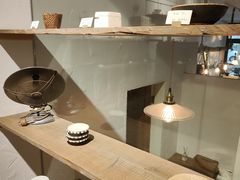 大堂-MAISON门前杂货店