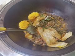 -人民公社铁锅炖·东北菜(卫国道店)