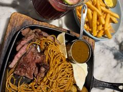 -半秋山西餐厅(范湖万达广场店)