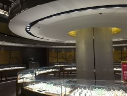 -北京七彩云南翡翠珠宝旗舰店(月坛店)