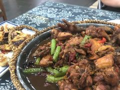 -八两八金·莱芜特色炒鸡(市南漳浦路店)