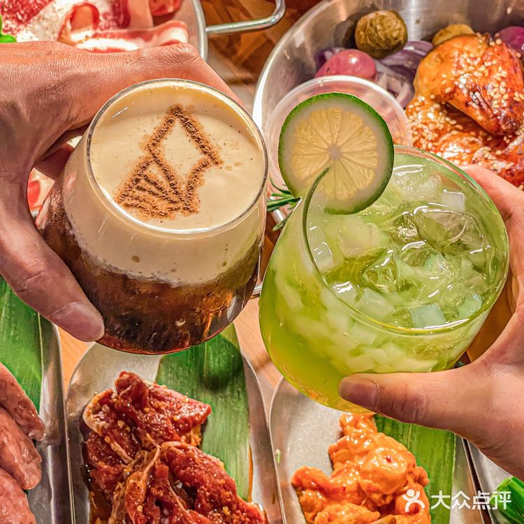 成都 | 叽叽扎扎烤肉场,明星同款露营风烤肉店!