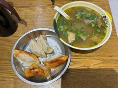 -黄阿姨锅贴大王(万航渡路店)