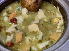 -周鱼小馆石锅酸菜鱼(活力汇店)