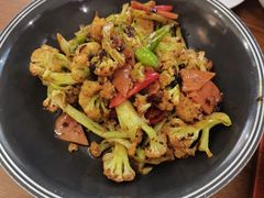干锅花菜-吕氏疙瘩汤·新鲁菜(济南万象城店)