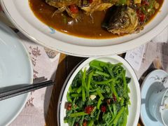 -黄泥岗·地道湖北菜(奥特莱斯店)