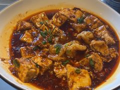 -八府香鸭·啫啫煲(华山路店)