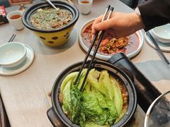 -有红鸡毛店·川菜(建设路店)