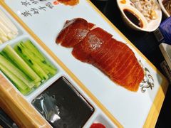 正宗北京烤鸭-东门头·江鲜小馆(新天地店)