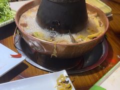 -老蜀铜火锅·酸菜脊骨·麻辣羊蝎子(热闹路店)