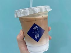 -光明新鲜屋·鲜乳茶(乾坤店)