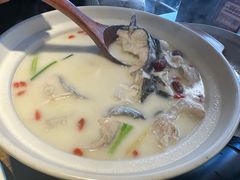 -老阿爸鲜鱼土菜(昆山花桥店)