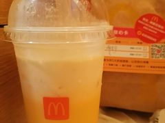 阳光橙麦炫酷-麦当劳(新闸路店)
