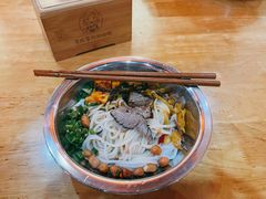 -李氏紫竹林卤粉(火车站店)