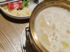 酸菜火锅面-小大董·烤鸭(凤凰汇店)