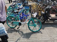 -铁西广场(地铁站)