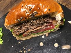 -HIGH FIVE哈福手工汉堡(桂林路店)