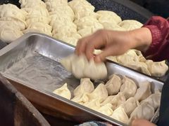 -黄阿姨锅贴大王(万航渡路店)