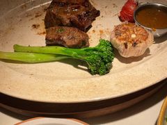 -阿妮叶李(光谷世界城店)